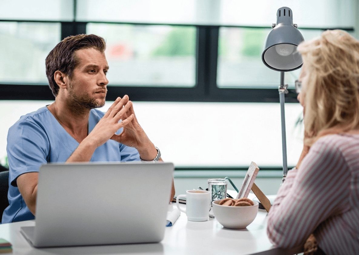Comunicación eficaz con el paciente antes, durante y después del tratamiento.
